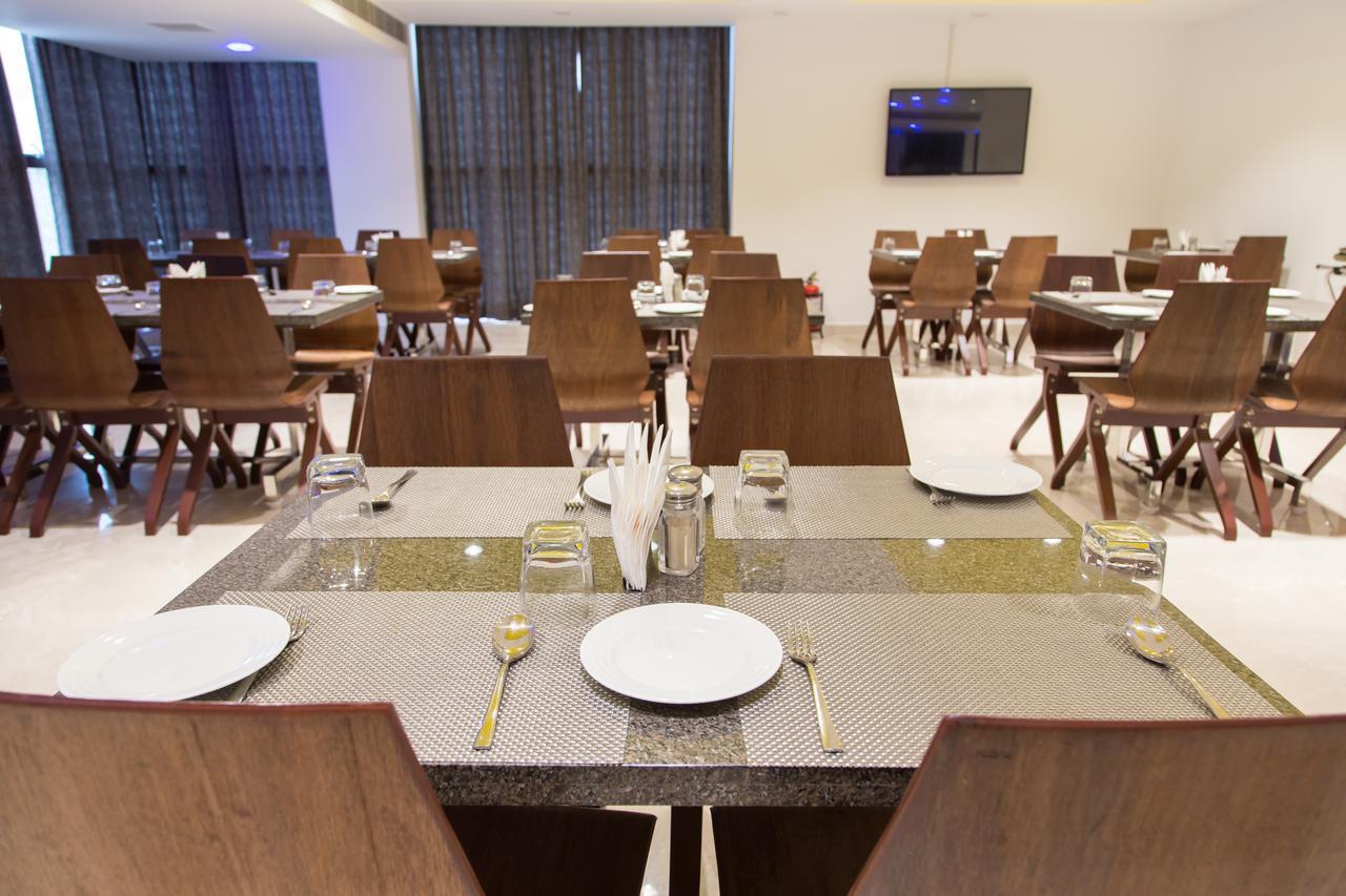 Hotel Hills Tirupattur Tiruppatur Екстериор снимка