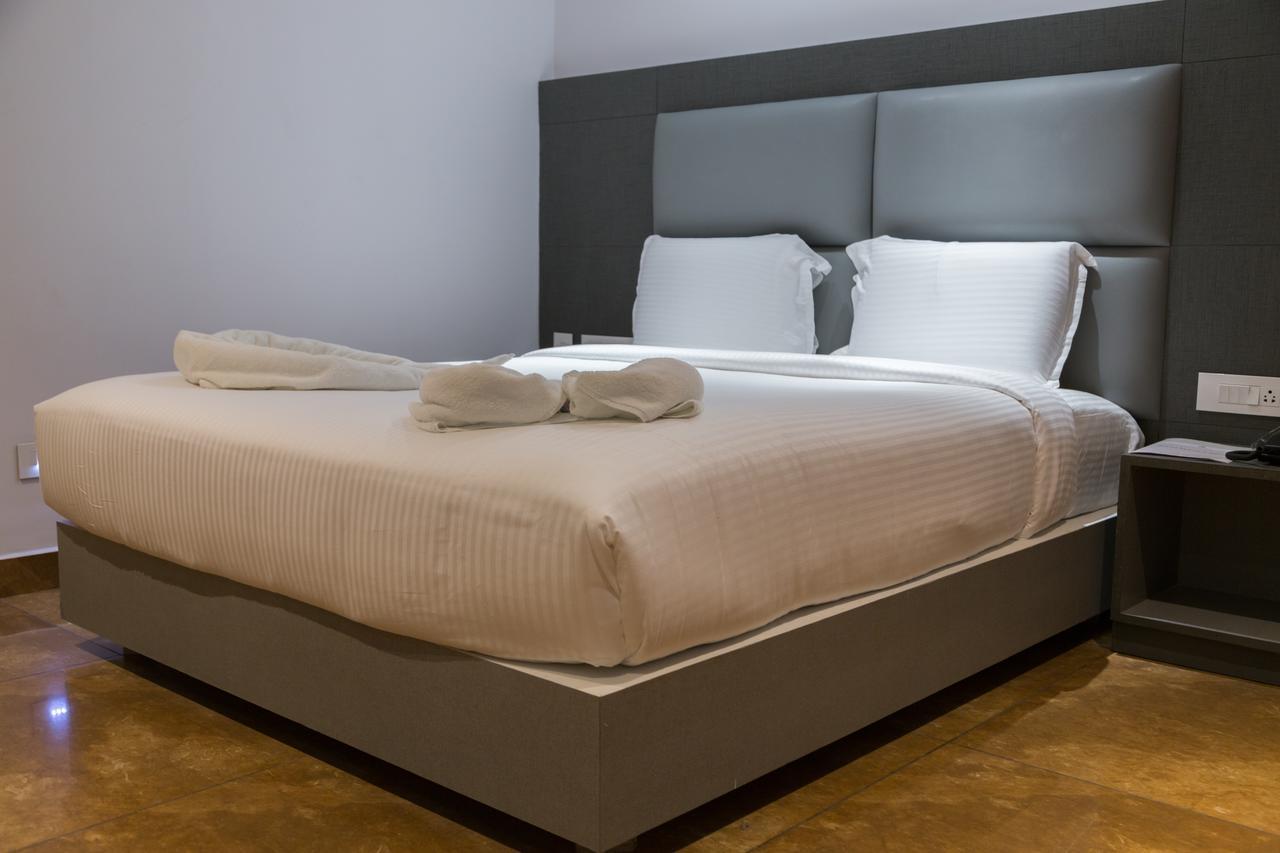 Hotel Hills Tirupattur Tiruppatur Екстериор снимка