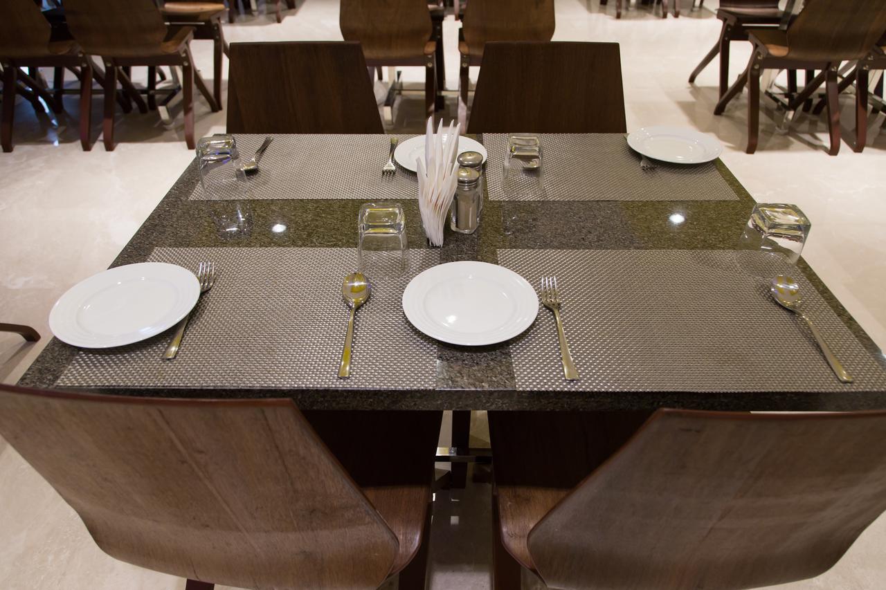 Hotel Hills Tirupattur Tiruppatur Екстериор снимка