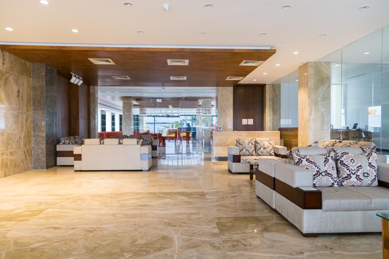 Hotel Hills Tirupattur Tiruppatur Екстериор снимка